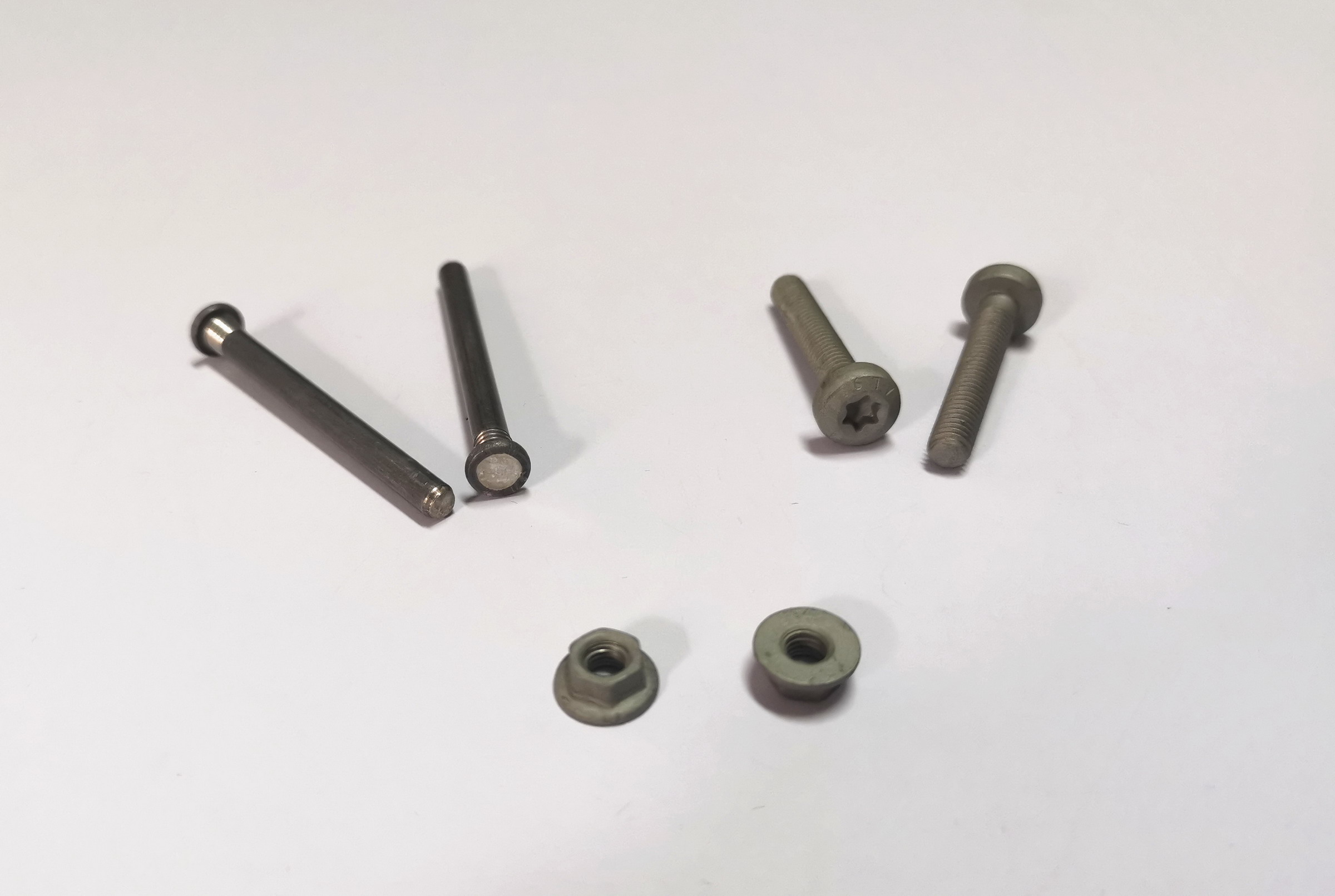 Aluminum bolts